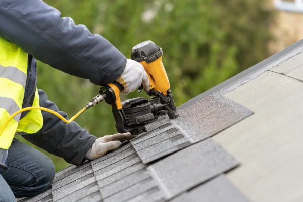 Professional Roof Shingles Repair